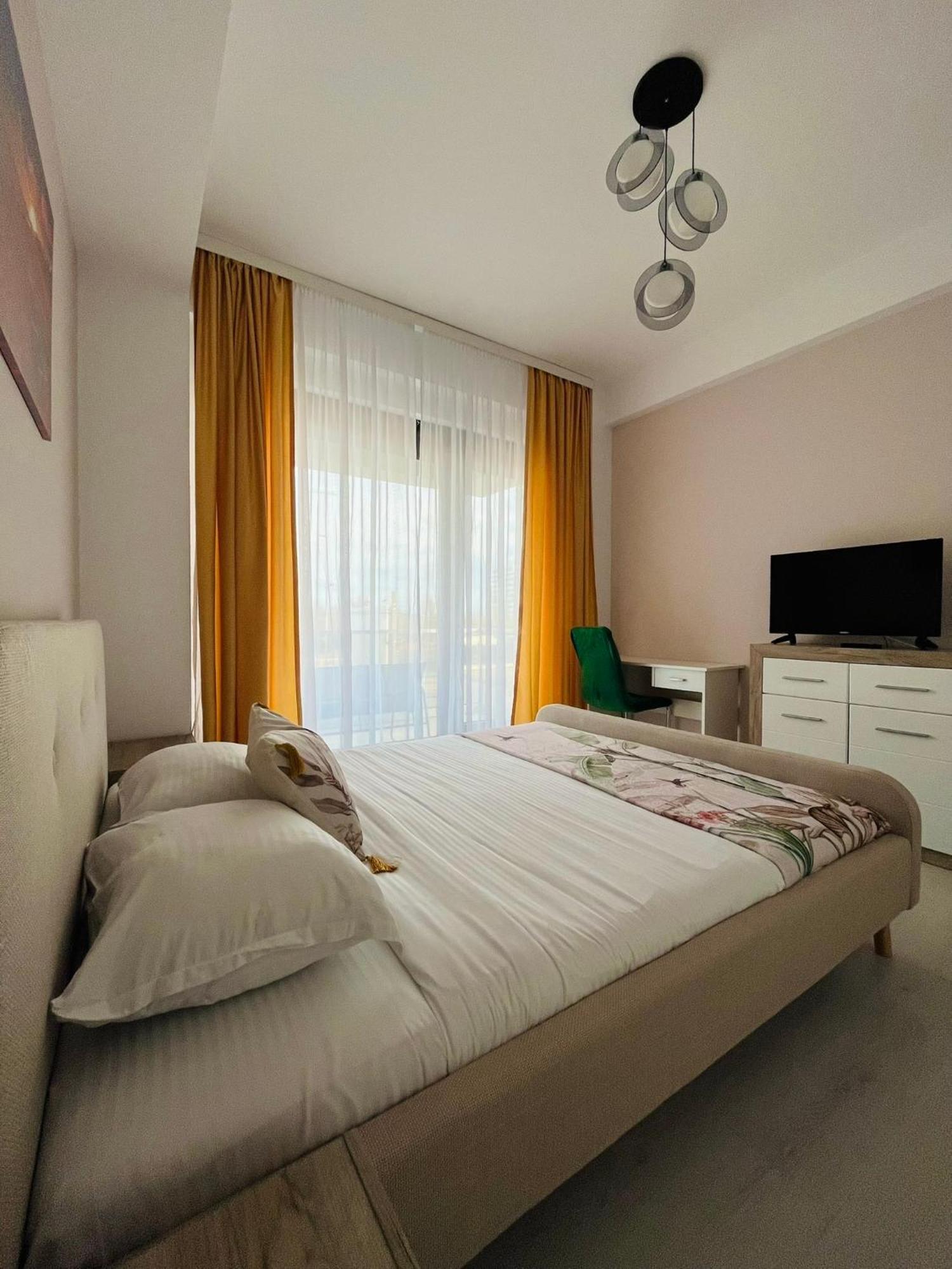 Roapart- Sunset Dream Apartament 2 Dormitoare Vedere Lac Si Parcare مامايا المظهر الخارجي الصورة