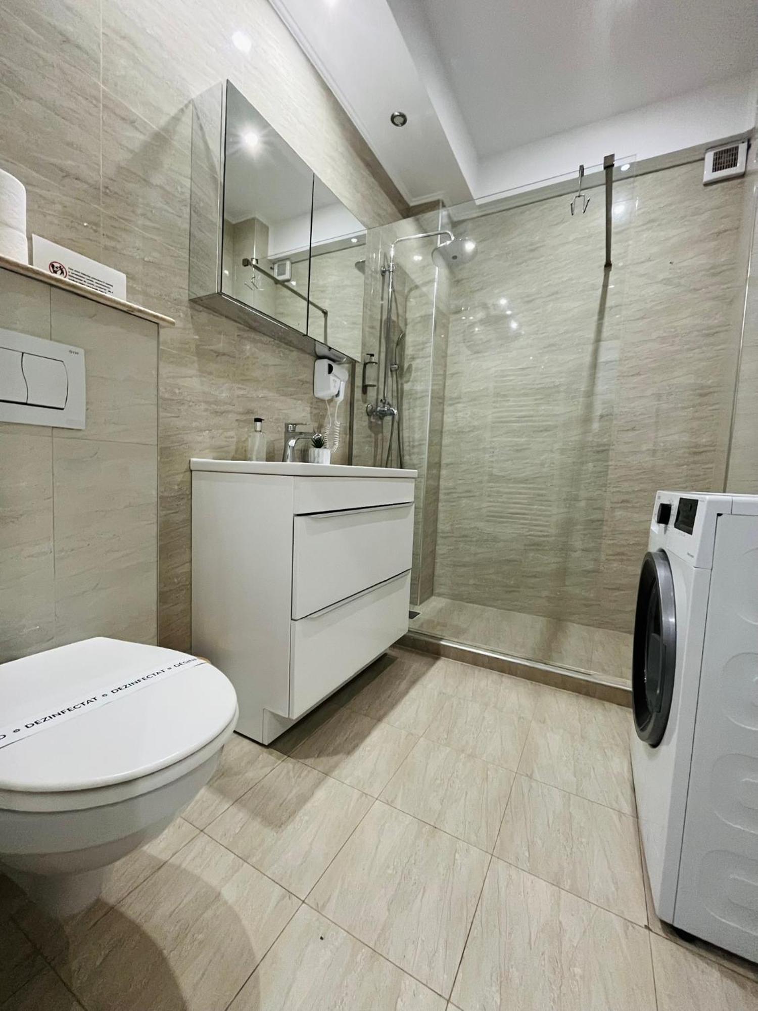 Roapart- Sunset Dream Apartament 2 Dormitoare Vedere Lac Si Parcare مامايا المظهر الخارجي الصورة